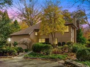 106 Saddle Hill Rd, Stamford, CT 06903