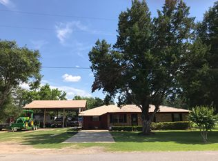 2571 McKinnon St, Cottondale, FL 32431