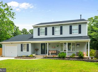 15 Devonshire Dr, Voorhees, NJ 08043