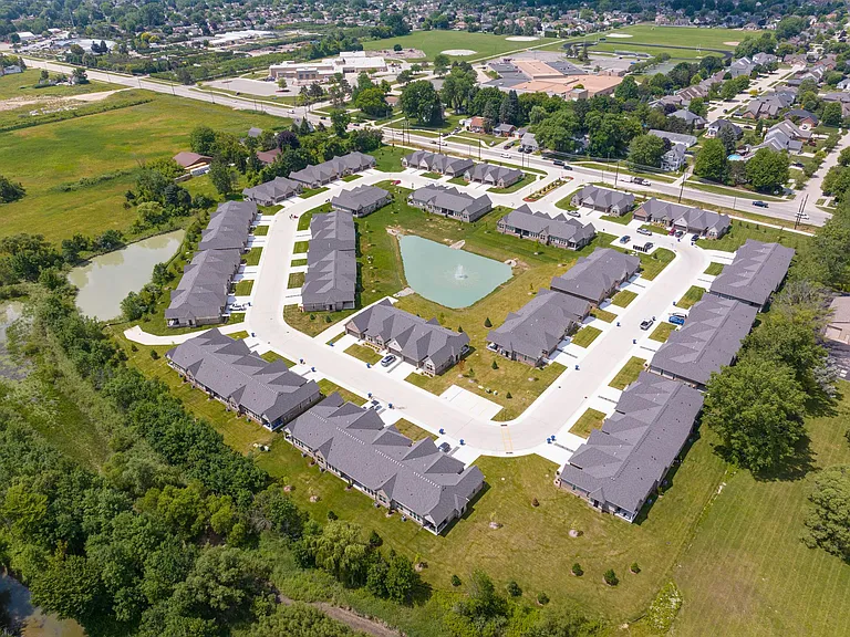 Walden Parc Apartments — Photo 12