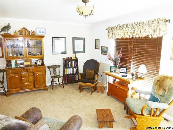 2nd image of 806 3rd West Ave