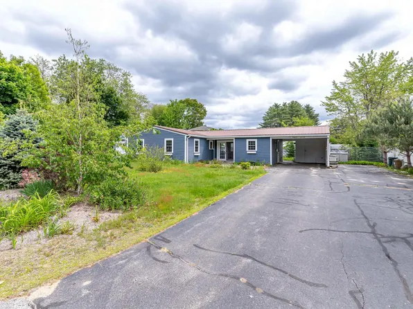2 Ramsey Drive, Rochester, NH 03839