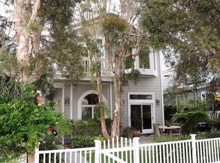 321 7th St, Manhattan Beach, CA 90266