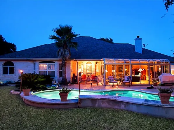 306 Allen Cir, Georgetown, TX 78633