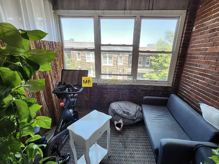 19 Melvin Ave #8 — Photo 4