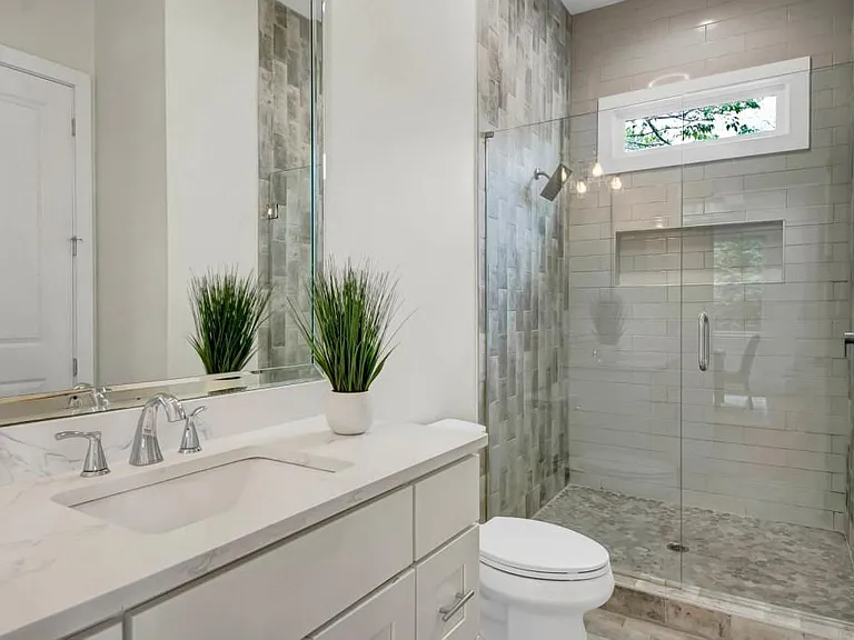 1442 Mercer Ave — Photo 26