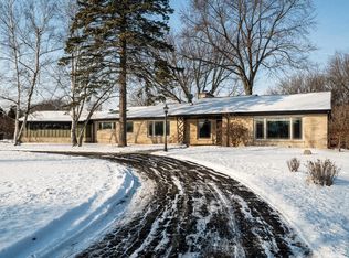 9251 North Tennyson DRIVE, Bayside, WI 53217