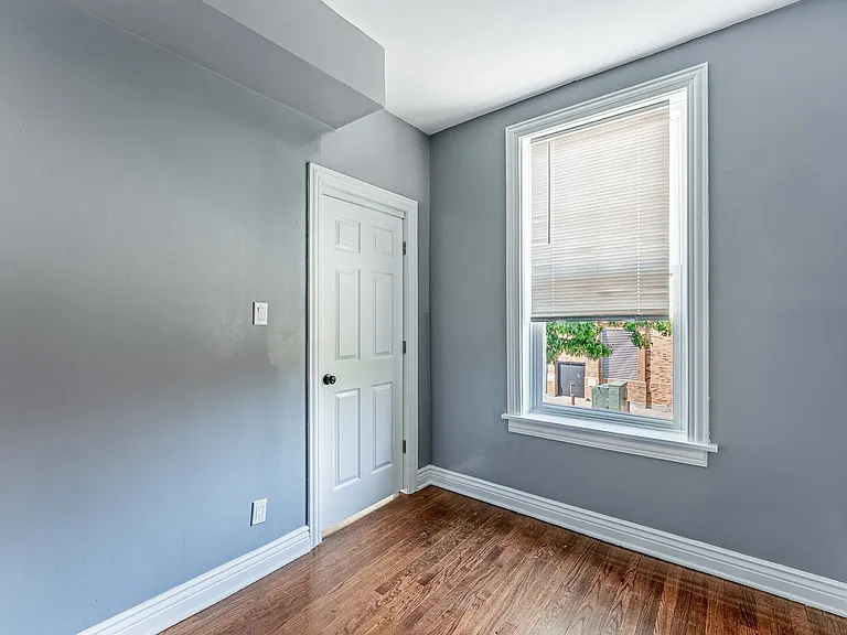 3535 W Walnut St #2 — Photo 8