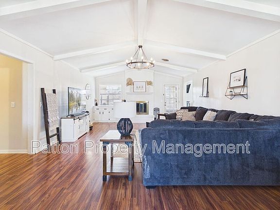 3rd image of 7727 Cervin Dr