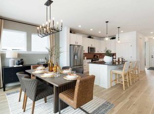 3043 Trinity Dr, Shakopee, MN 55379