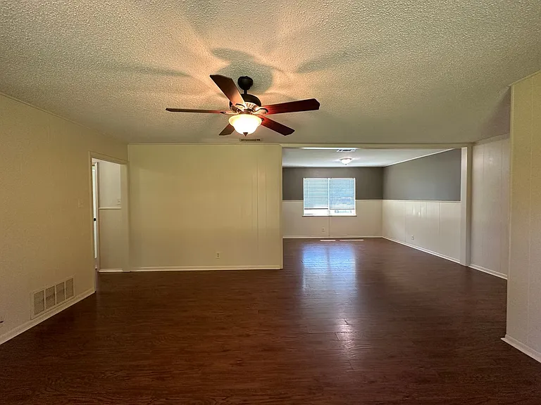 8142 Tina Dr — Photo 8