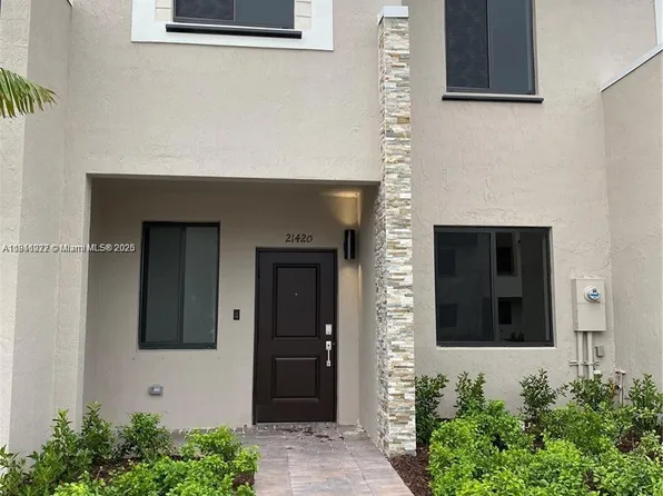 21420 NE 2nd Path, Miami, FL 33179