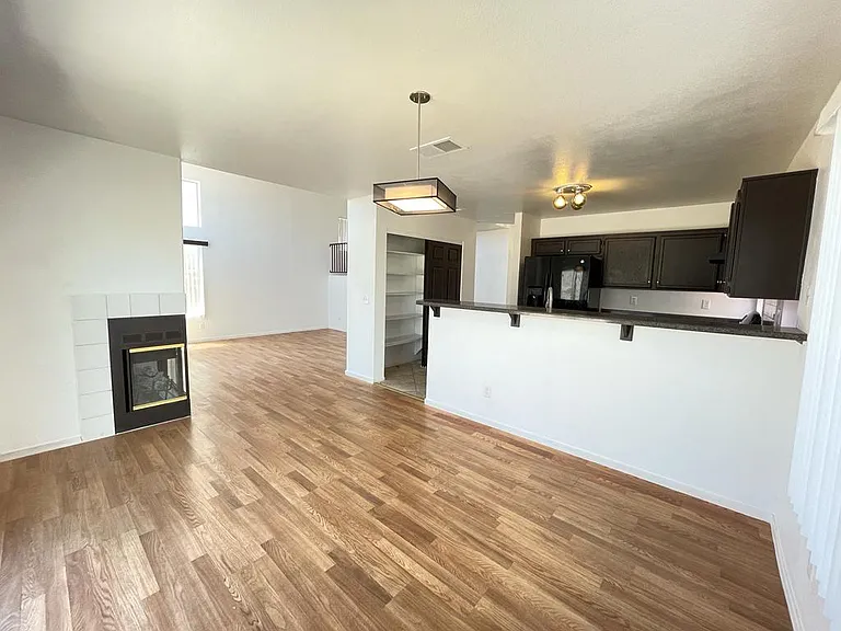 5730 Coleridge Way — Photo 7