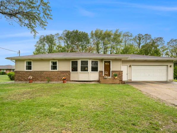 3042 Grandview Dr, Allegan, MI 49010