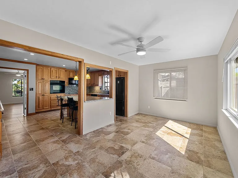 5773 Theta Pl — Photo 4