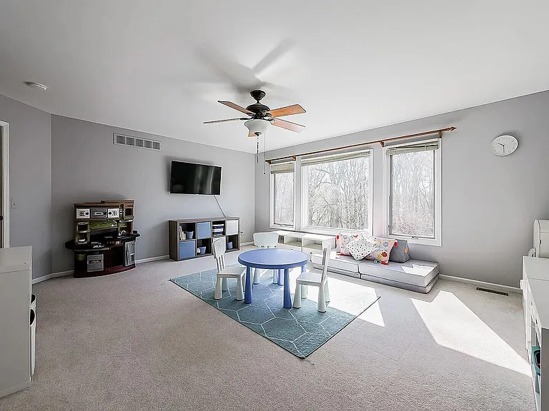 22646 Autumn Park Blvd — Photo 44