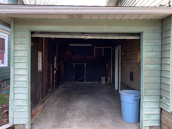 single car garage