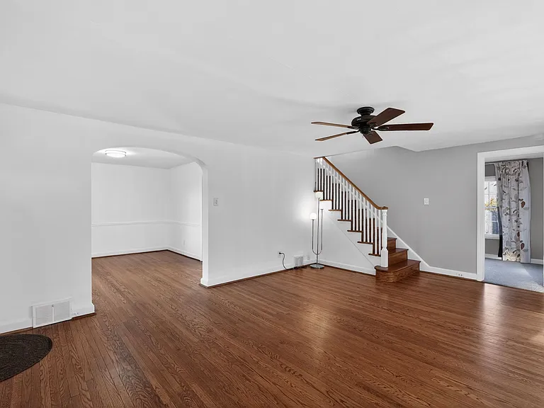 349 Kirks Ln — Photo 5