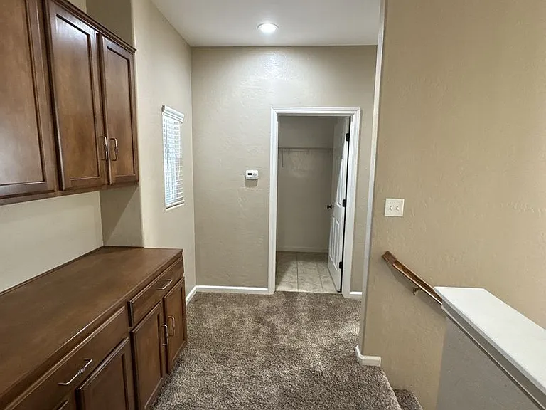 3237 N Winslow St — Photo 31