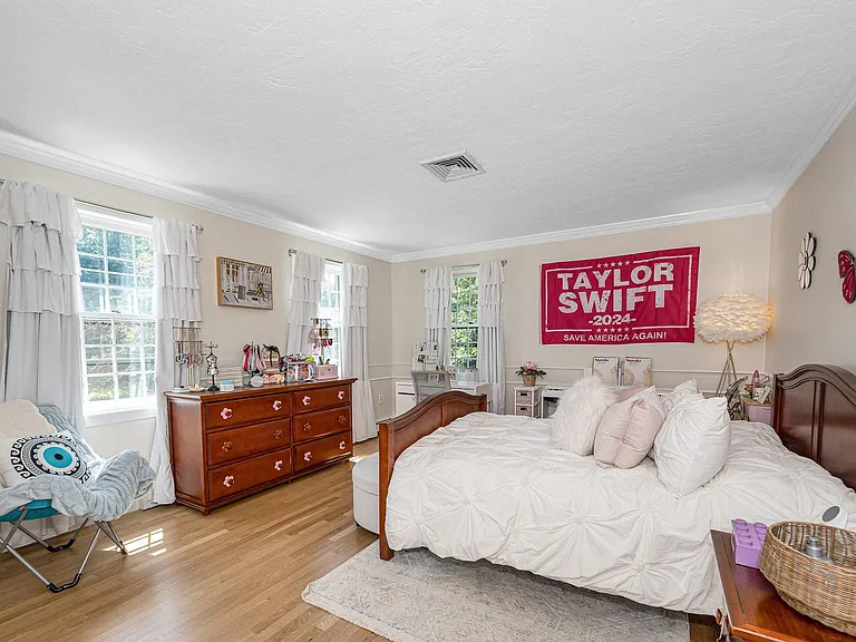 4 Nashoba Dr — Photo 9