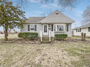 196 Sunrise Dr, Amherst, OH