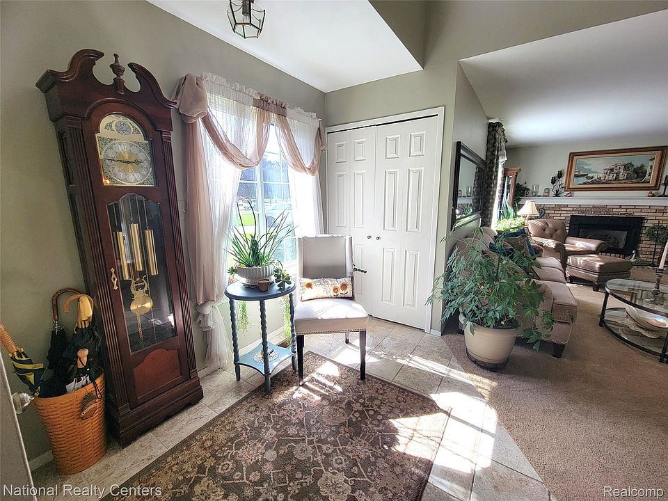 38630 Meeting House Ln, photo 4