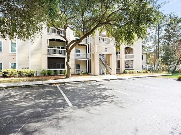 2nd image of 380 Marshland Rd APT J14