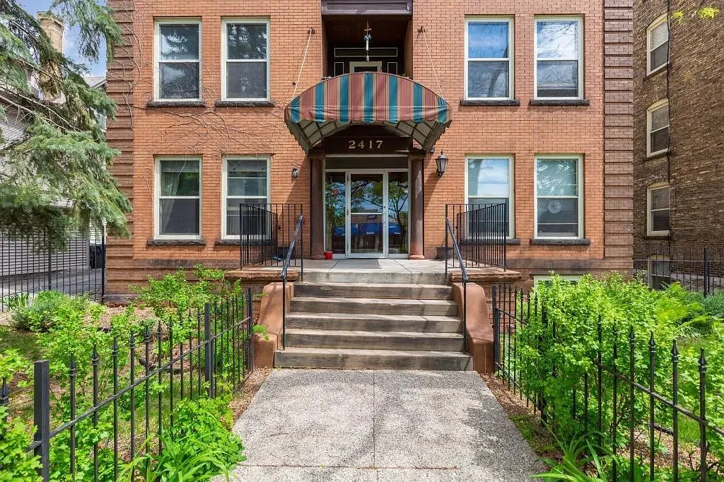 2 bed, 1254 sqft, $2,000 — Photo 2