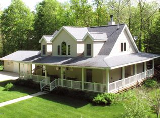 22900 Waubascon Rd, Battle Creek, MI 49017