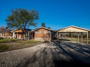 5190 Wade Rd, College Station, TX 77845