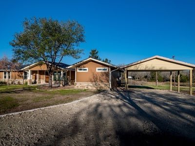 5190 Wade Rd, College Station, TX, 77845