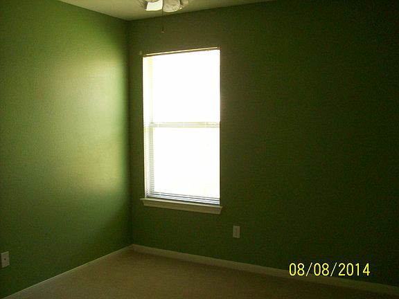 3rd image of 100 Lone Star Blvd