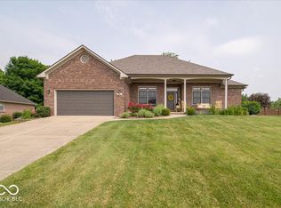 120 Wagon Trl, Mooresville, IN 46158