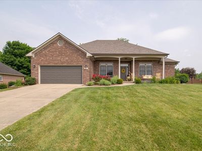 120 Wagon Trl, Mooresville, IN, 46158