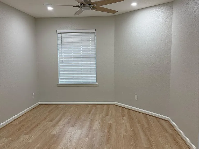 9797 Leawood Blvd #804 — Photo 6