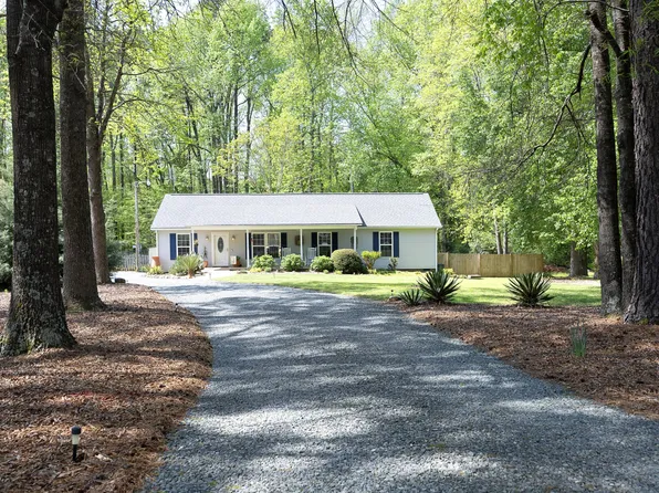 38 Maple Cir, Pittsboro, NC 27312