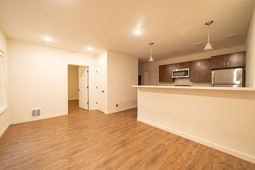 Floor plan 203