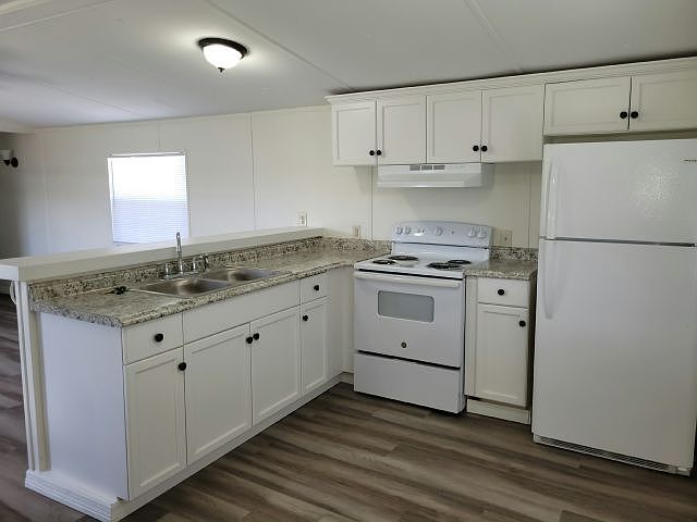 1st image of 83 Stebbins Dr #60