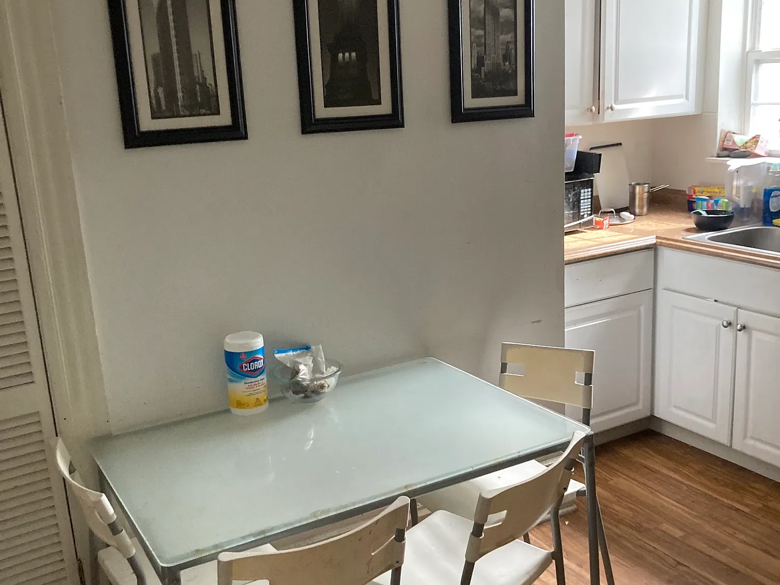 3 bed, 1000 sqft, $1,500 — Photo 1