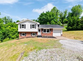 2791 Roberts Ridge Rd, Moundsville, WV 26041