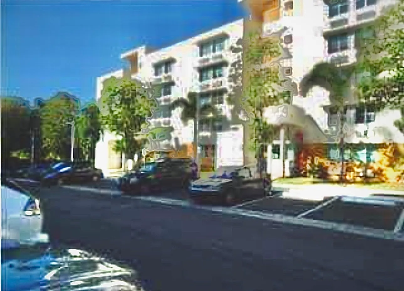 3 bed, $2,200 — Photo 2