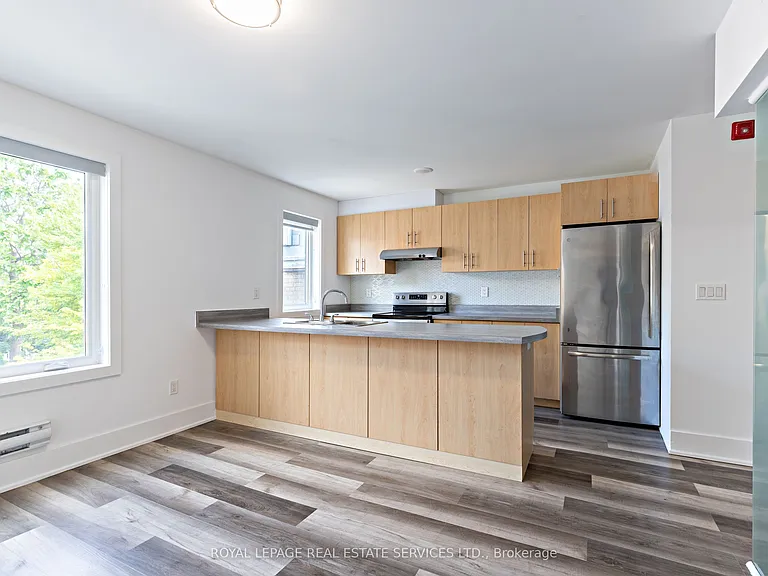 1106 Saint Clair Ave W #2B — Photo 2