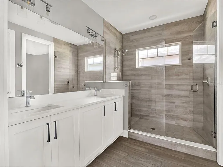 13782 Grignard Aly — Photo 19