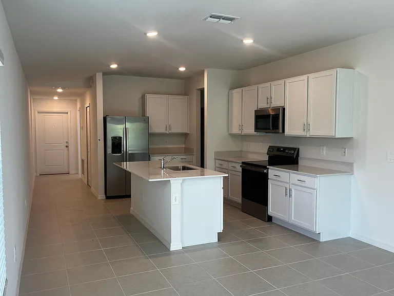 7702 Abagail Dr — Photo 7