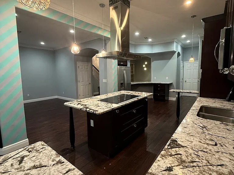 8228 Tivoli Dr — Photo 11