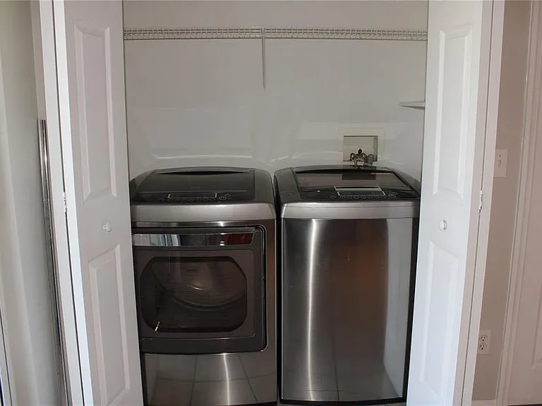5016 Misty Canal Pl — Photo 16