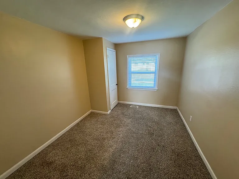 33754 Floyd St — Photo 14