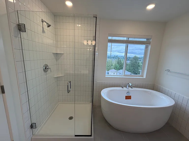 609 103rd Ct SE — Photo 36