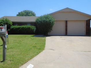 2641 NE Lake Ave, Lawton, OK 73507