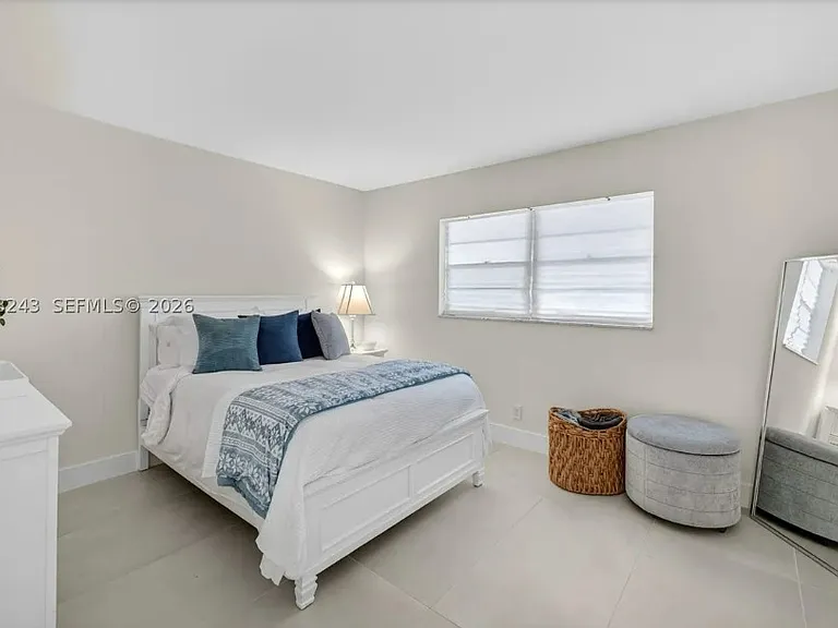 400 NE 12th Ave #303 — Photo 12